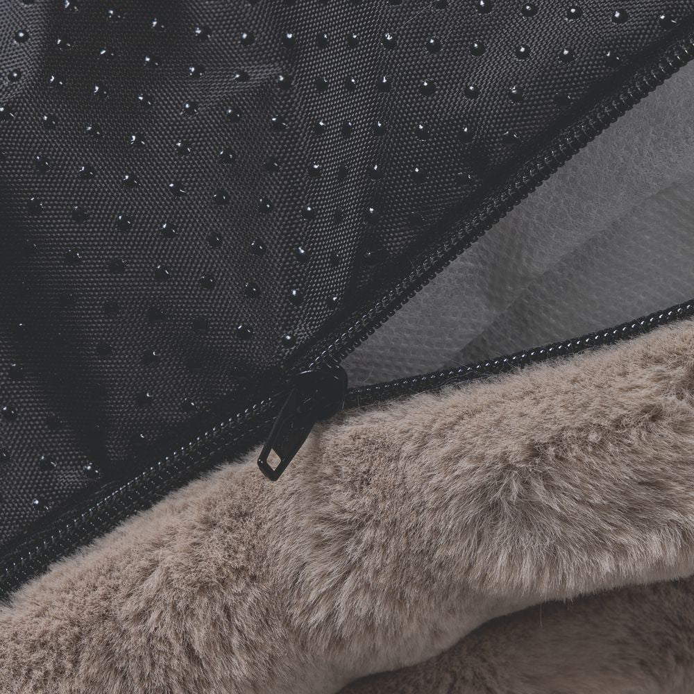 Designed by Lotte REZA - Hundebett eckig - beige - Hundekissen Schlafplatz