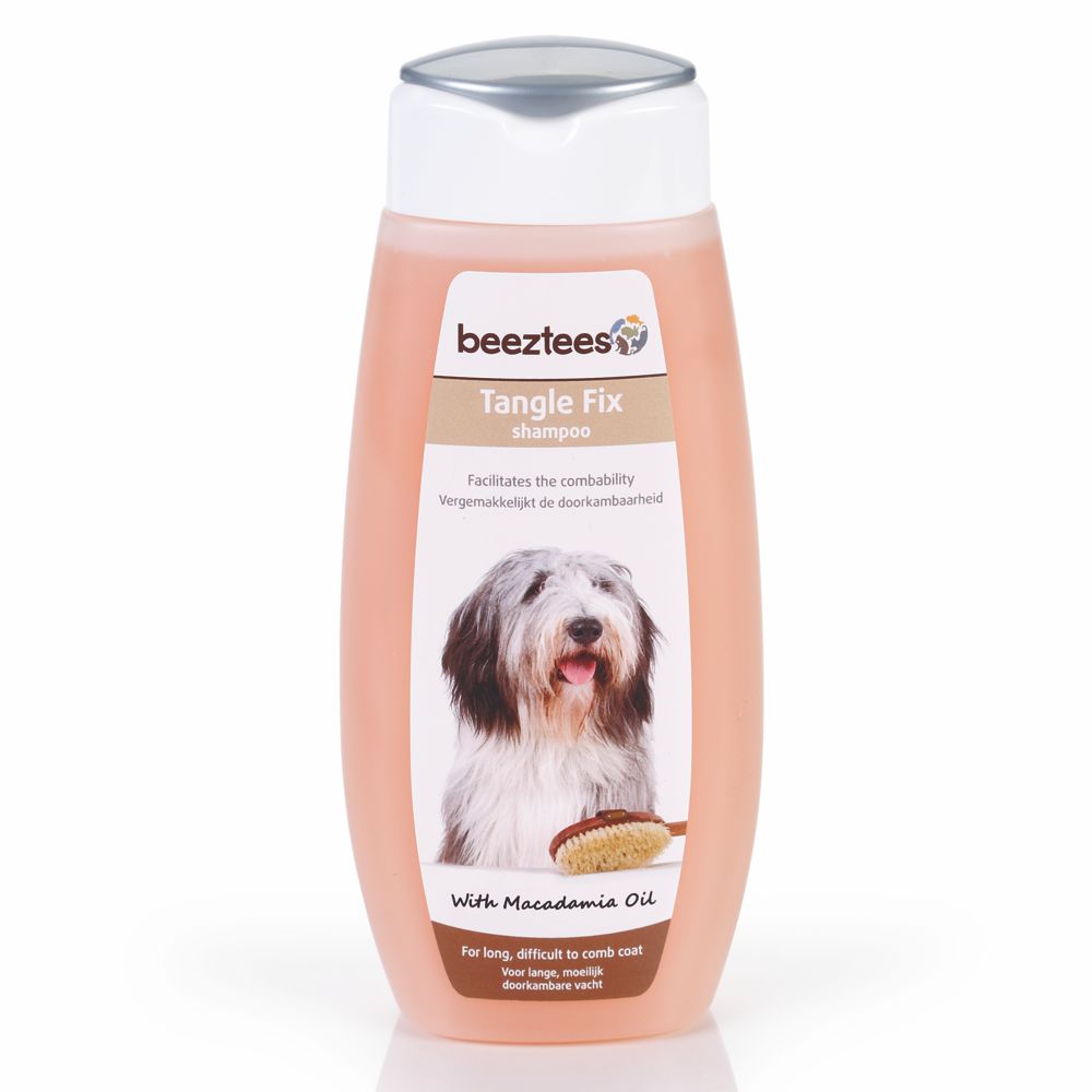 Beeztees Langhaar Shampoo - mit Macadamia Öl - Hundeshampoo - entwirrt - 300 ml