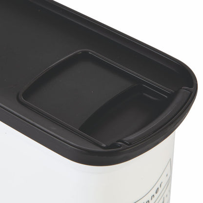 Curver Futterbox - 2 ltr / 1 kg - Snack Behälter Container Dose für Katzen